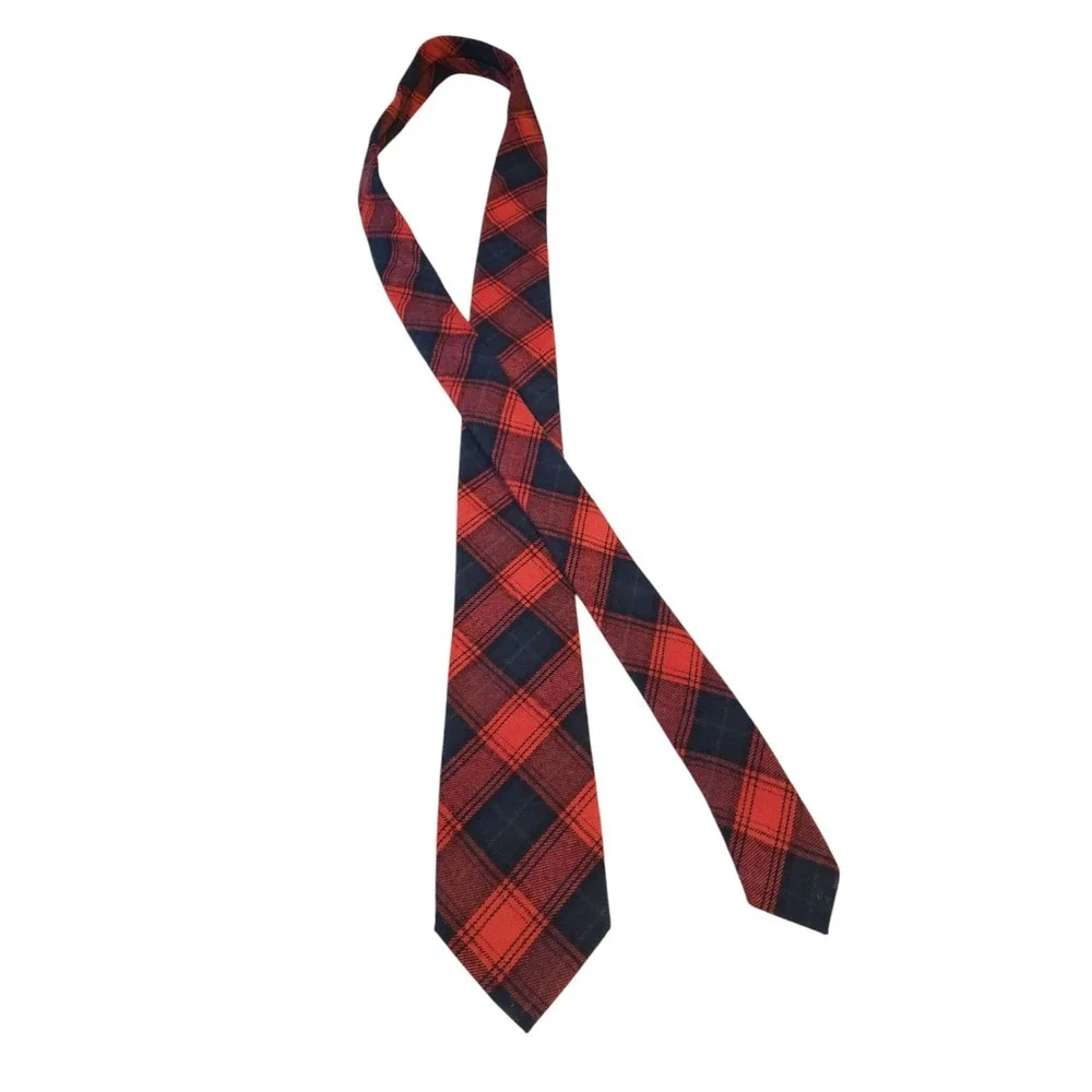 NWT‎ Nautica Mens Tie Necktie Designer Luxury 100% Cotton Red Black Plaid